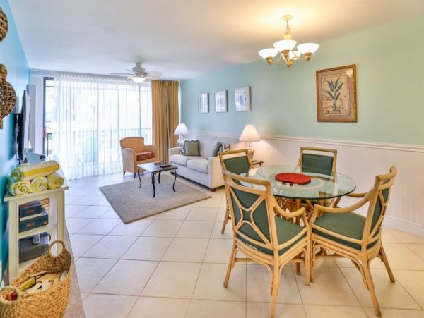 Privately Owned Sundial Resort unit limited amenities