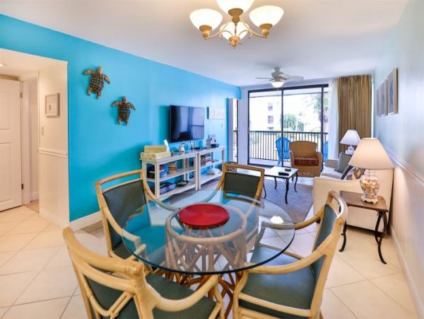 Privately Owned Sundial Resort unit limited amenities