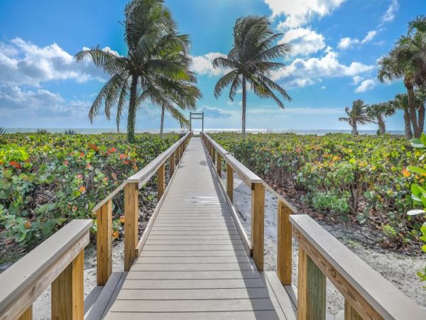 Privately Owned Sundial Resort unit limited amenities