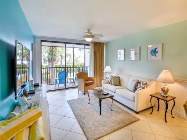 Privately Owned Sundial Resort unit limited amenities