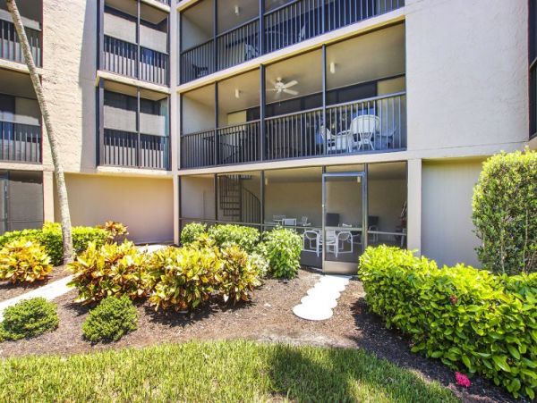 Sanibel Two Bedroom Plus Den Vacation Condo Partial Gulf View
