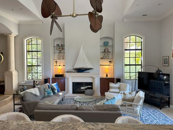 Luxury Four Bedroom Vacation Rental on Longboat Key Sleeps 8