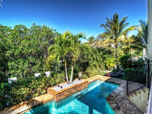 Luxury Four Bedroom Vacation Rental on Longboat Key Sleeps 8