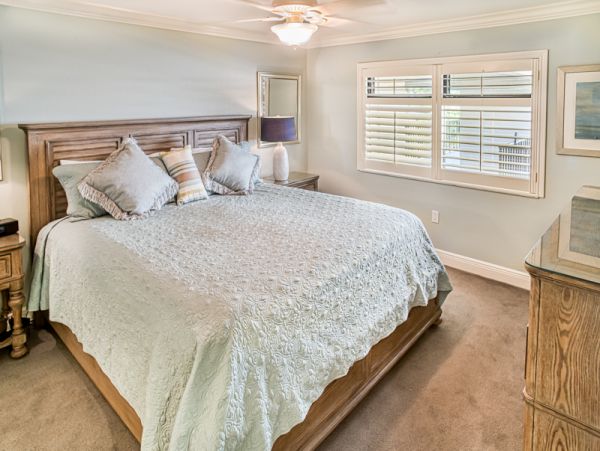 Two Bedroom Two Bathroom Beach Condo Sleeps 6