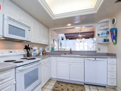 Luxury Sanibel Vacation Condo - 2 Bedrooms - At The Beach