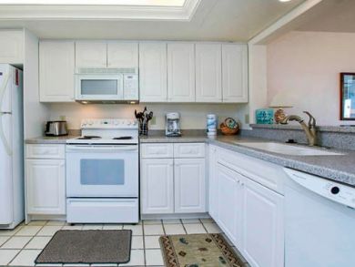 Luxury Sanibel Vacation Condo - 2 Bedrooms - At The Beach