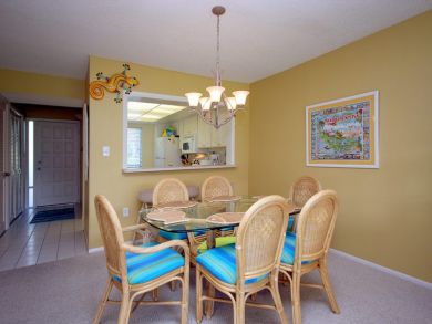 Dining Room Table Seats 4