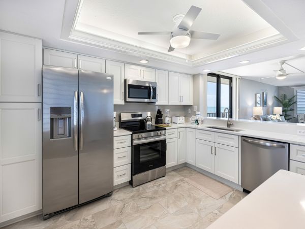 Sanibel Beach Condo with Two Bedrooms & Gulf View Sleeps Six