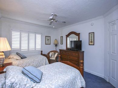 Sanibel Island Beach Vacation Condo Pool & Beach