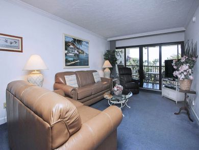 Sanibel Island Beach Vacation Condo Pool & Beach