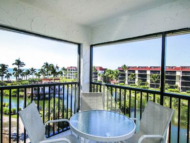 Sanibel Beach Condo Vacation Rental with Full Gulf Views Sanibel Beach Condo Vacation Rental with Full Gulf Views