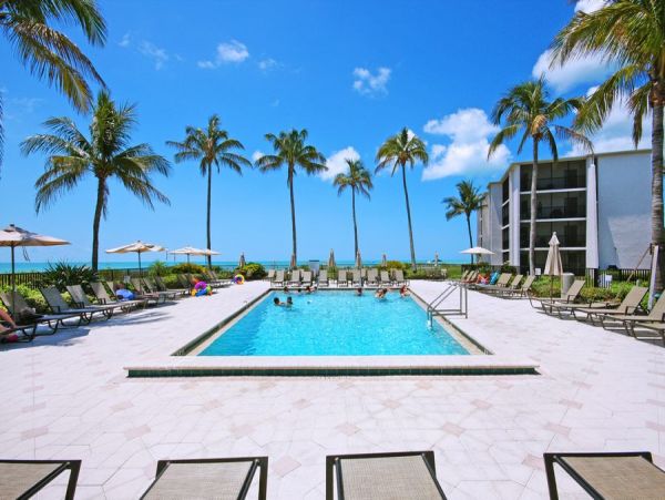 Sanibel One Bedroom Beach Condo Sleeps 4 Guests