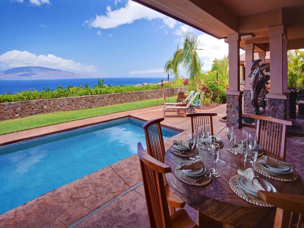 Luxury Three Bedroom Maui Villa Sleeps 6 Private Pool & Spa