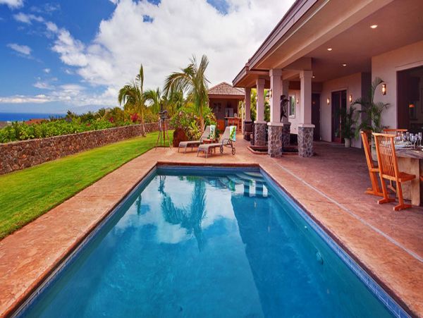 Luxury Three Bedroom Maui Villa Sleeps 6 Private Pool & Spa
