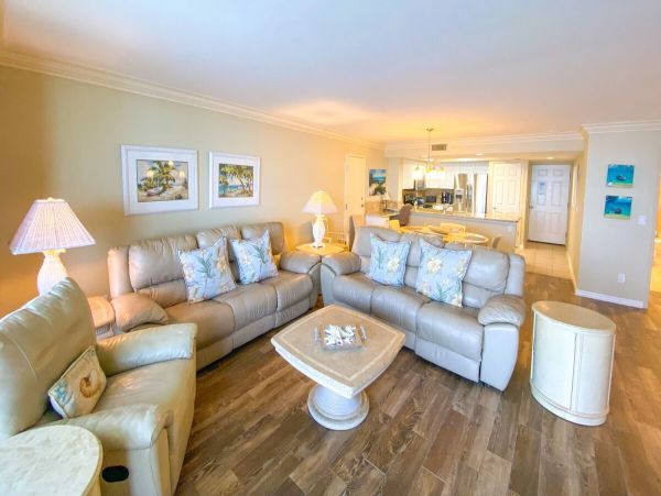 Beachfront Rental in Fort Myers 2 Bedroom