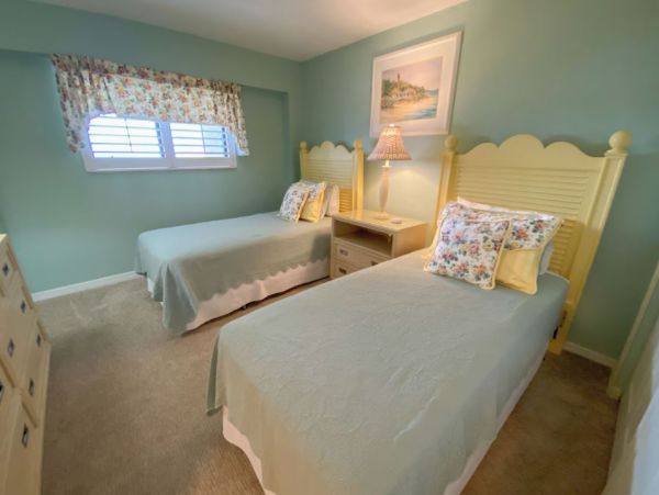 Beachfront Rental in Fort Myers 2 Bedroom