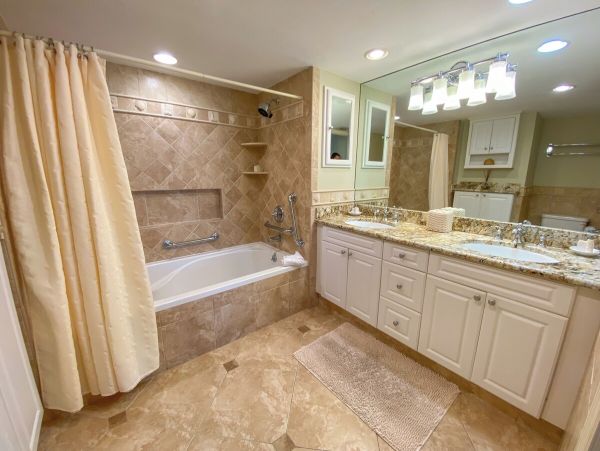 Beachfront Rental in Fort Myers 2 Bedroom