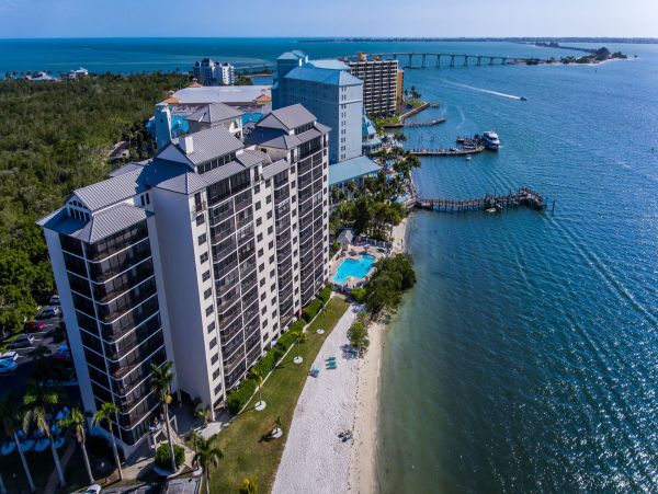 Beachfront Vacation Rental Fort Myers Condo