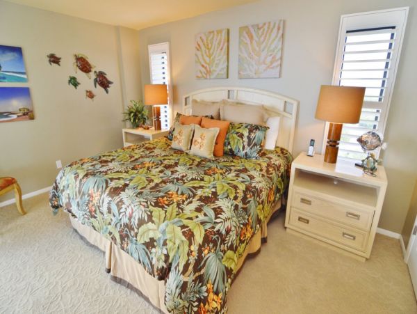 Beautiful Fort Myers Vacation Condo Located on Beach & Pool