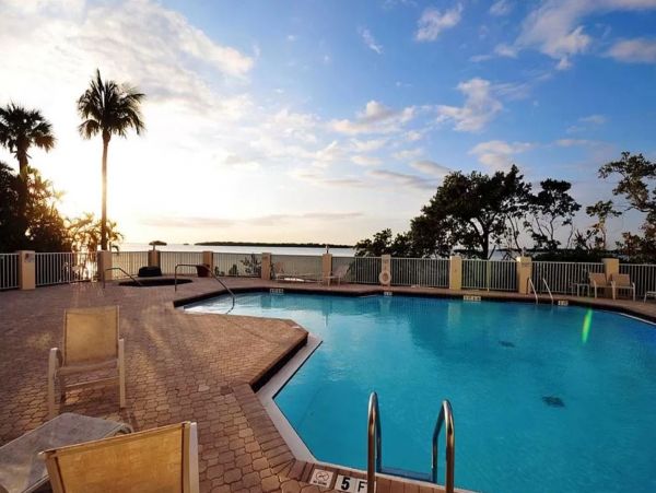 Fort Myers Vacation Rental Near Sanibel Island – Gulf Views & Beach Access