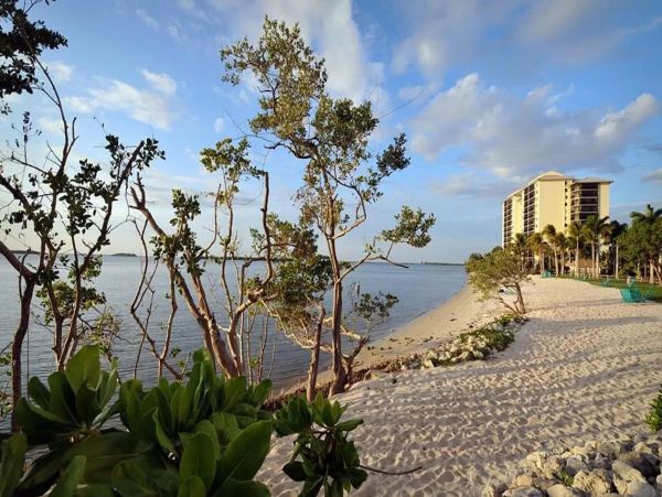Fort Myers Vacation Rental Near Sanibel Island – Gulf Views & Beach Access