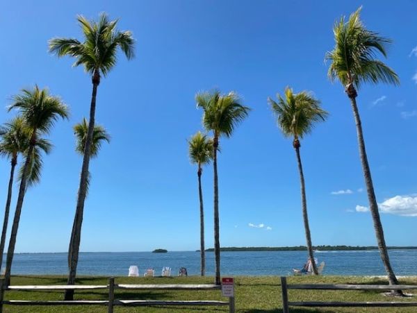 Gulf View Fort Myers Vacation Rental – Waterfront Condo with Balcony