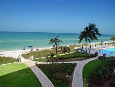 White Sandy Beach