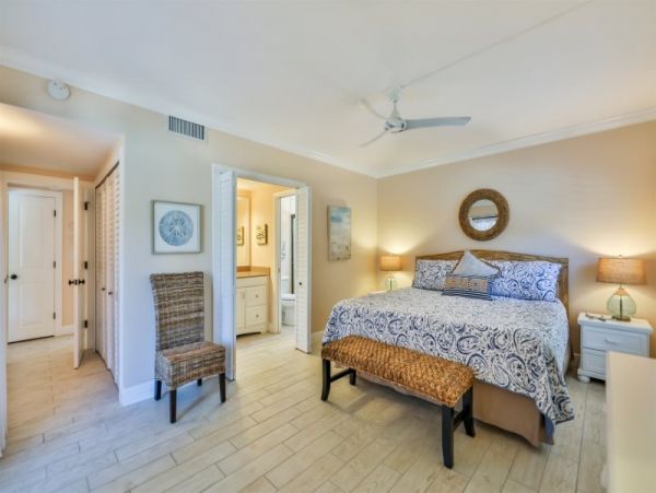 Sanibel Vacation Condo on Beach, Two Bedrooms