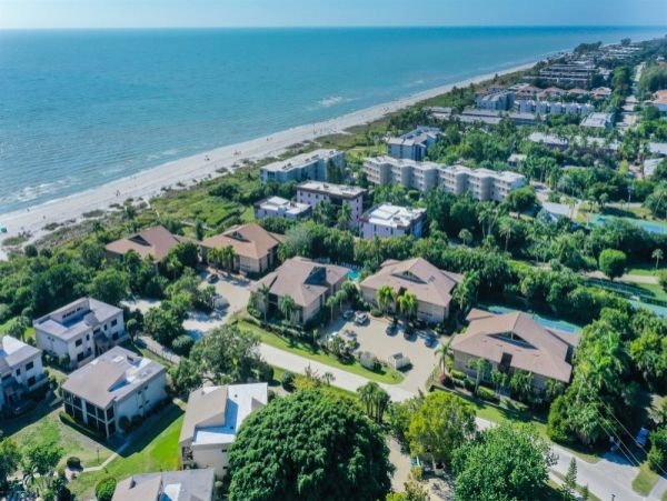 Sanibel Vacation Condo on Beach, Two Bedrooms