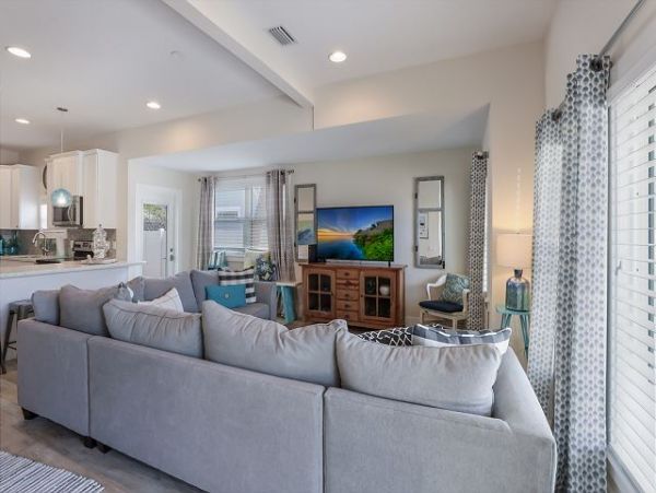 Luxury Three Bedroom Rental Anna Maria Island with Pool