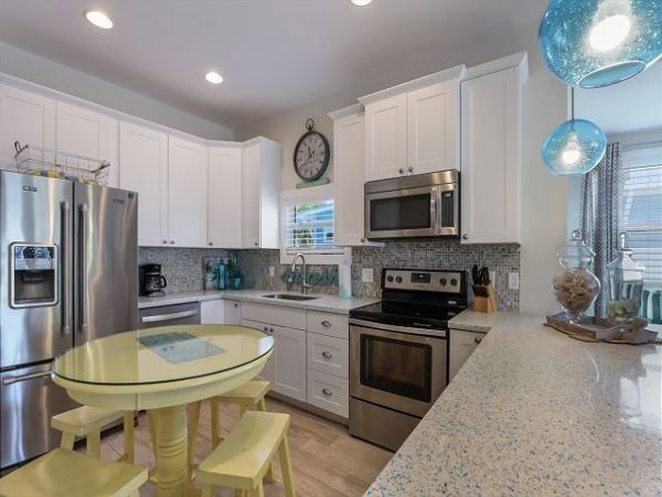 Luxury Three Bedroom Rental Anna Maria Island with Pool