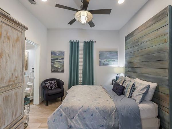 Luxury Three Bedroom Rental Anna Maria Island with Pool