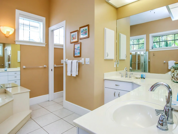 Luxury Vacation Home in Captiva Private Heated Pool & Beach Access