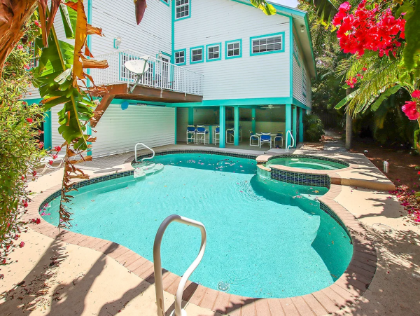 Luxury Vacation Home in Captiva Private Heated Pool & Beach Access