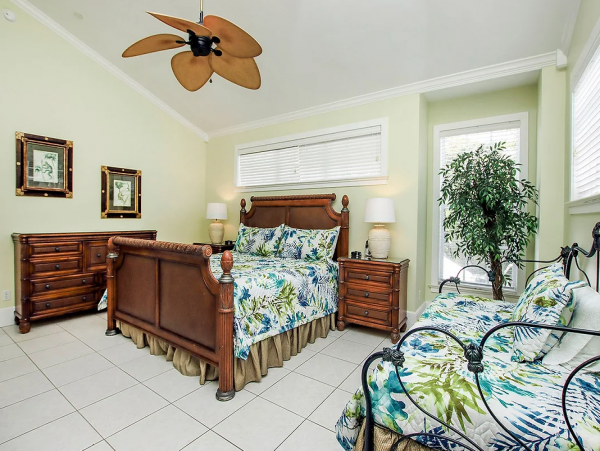 Luxury Vacation Home in Captiva Private Heated Pool & Beach Access