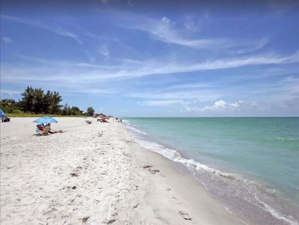 Cozy 3-Bdm Home with Shared Pool in Beautiful Captiva Island