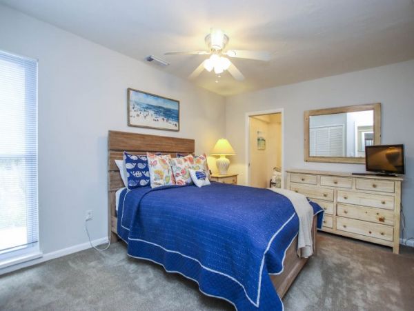 Cozy 3-Bdm Home with Shared Pool in Beautiful Captiva Island