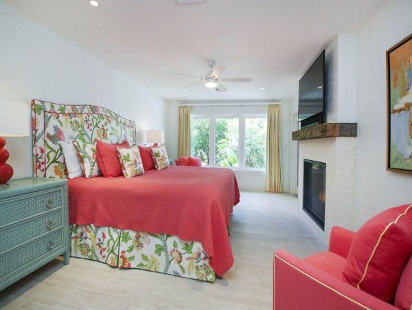 Captiva Island 2 Bedroom Vacation Home Steps to the Beach