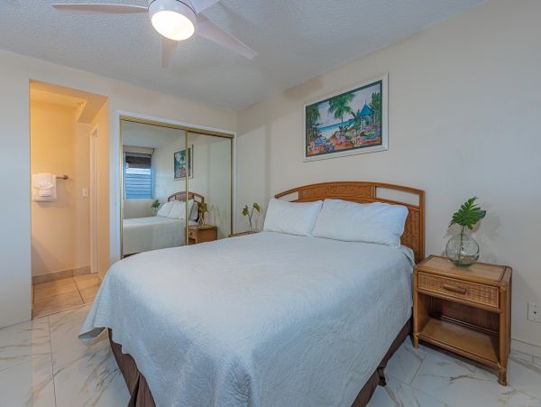 Maui Oceanfront Vacation Rental | Luxury Kahana Penthouse Condo