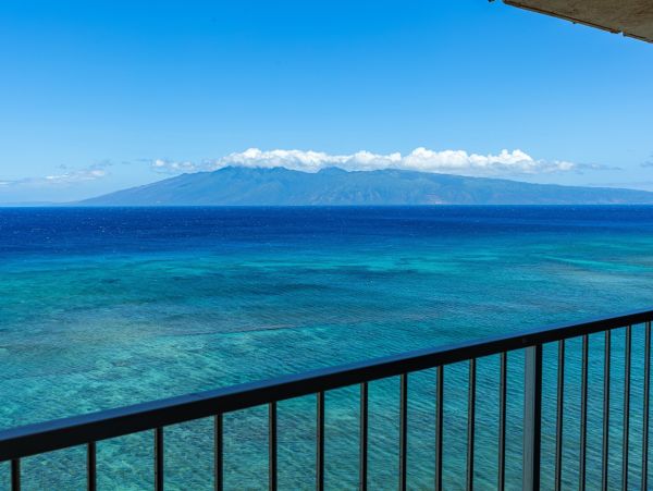 Maui Oceanfront Vacation Rental | Luxury Kahana Penthouse Condo