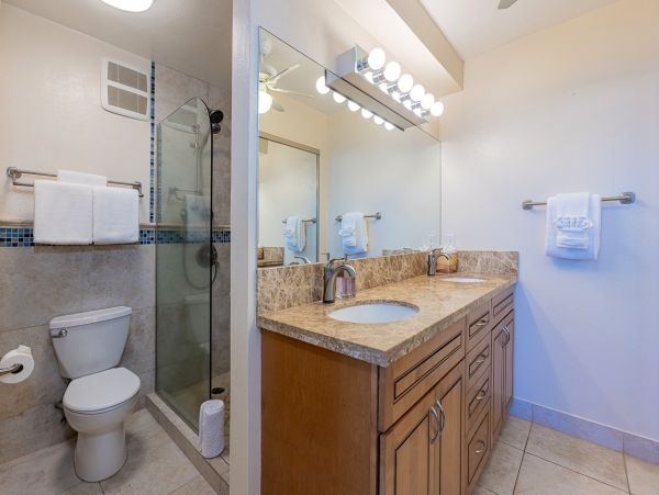 Maui Oceanfront Vacation Rental | Luxury Kahana Penthouse Condo
