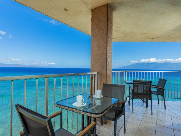 Maui Oceanfront Vacation Rental | Luxury Kahana Penthouse Condo
