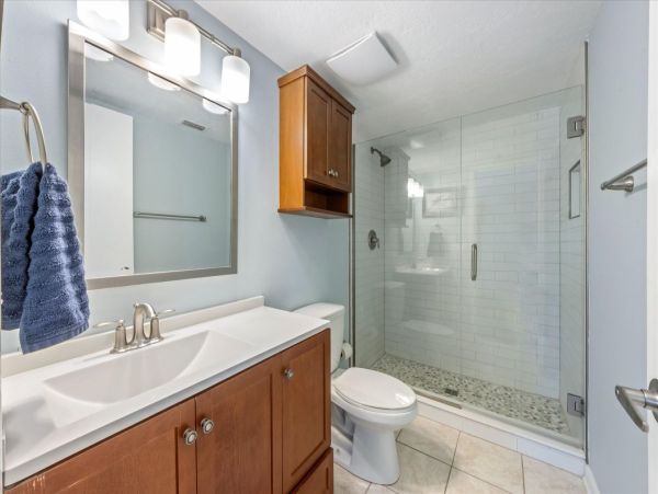 Holmes Beach 3 Bedroom Vacation Condo Rental Sleeps 6 Guests