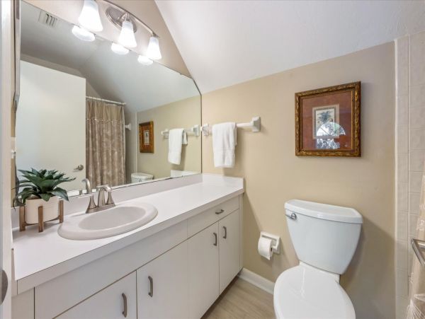 Holmes Beach 3 Bedroom Vacation Condo Rental Sleeps 6 Guests