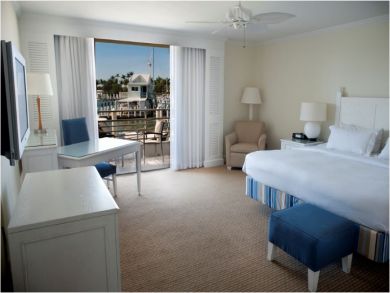 Marina View Guestroom with King Bed