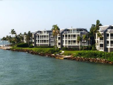 Captiva Vacation Condo Sleeps Four Guests.