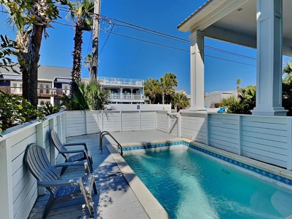 Luxury Beachfront Vacation Home in Panama City Beach