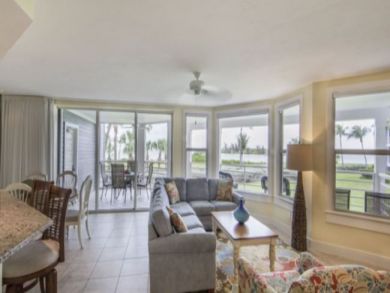 Captiva Vacation Condo Sleeps Four Guests.