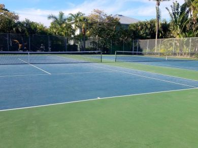 Sanibel Two Bedroom Condo Rental Sleeps Six - Steps to Beach