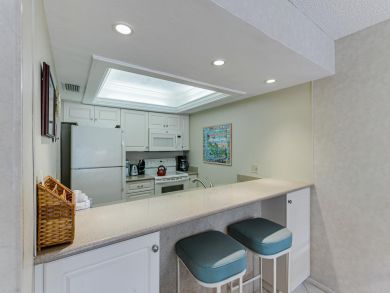 Ground Floor Accommodation with Tropical Views. - additional view, photo 2